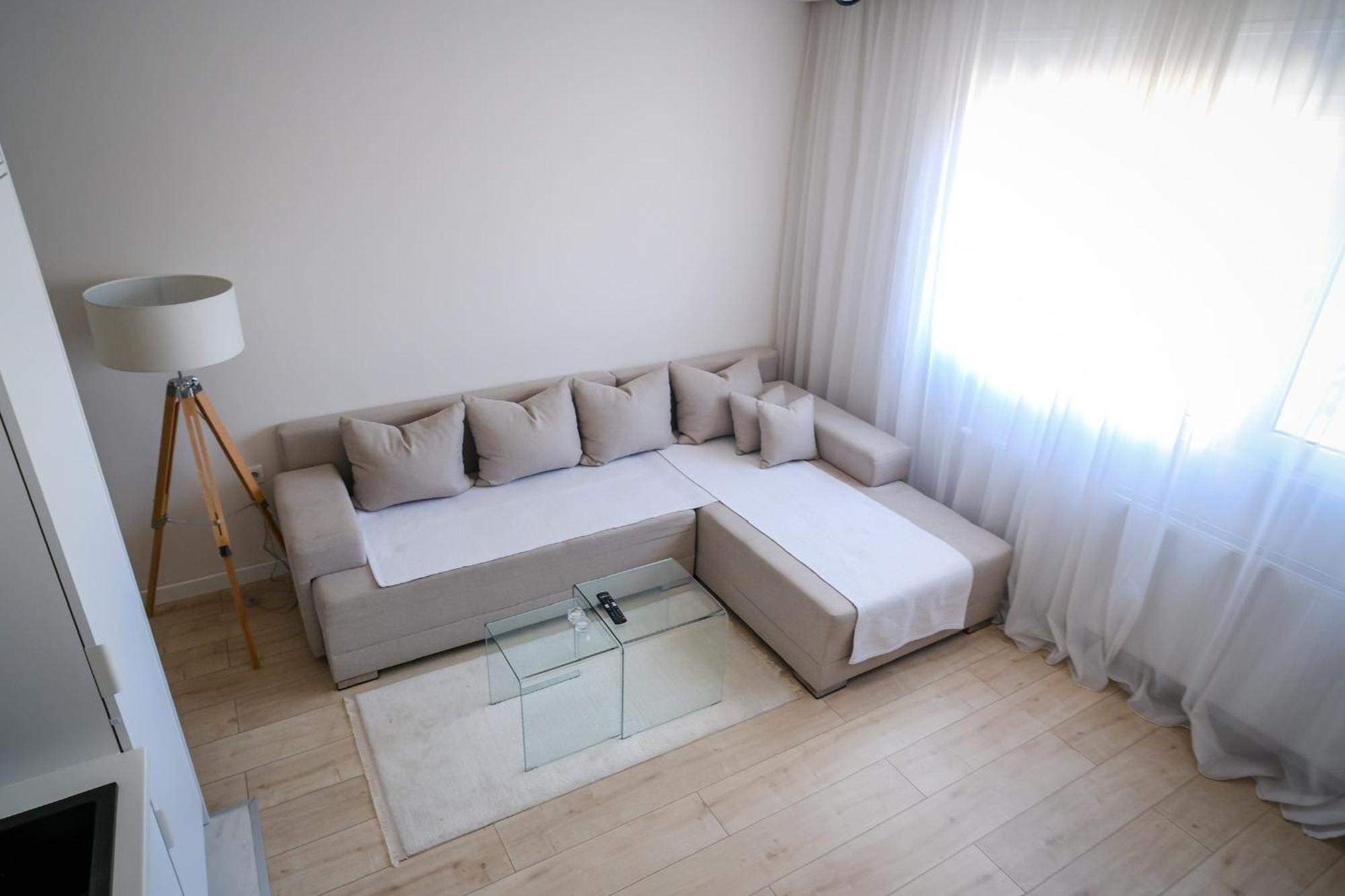 Apartment In Nis, Center! Brand-New Εξωτερικό φωτογραφία